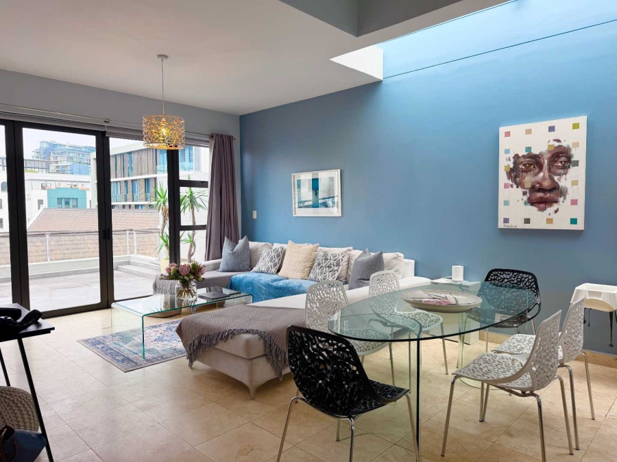 To Let 2 Bedroom Property for Rent in Green Point Western Cape